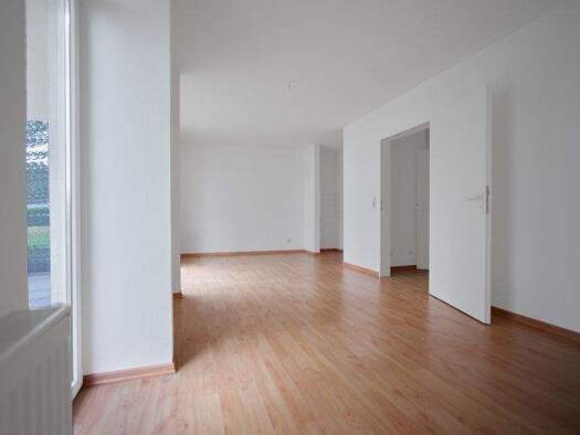 Studio zur Miete 300 € 1 Zimmer 36,8 m² 1. Geschoss Lessingstraße 10 Oschatz 04758