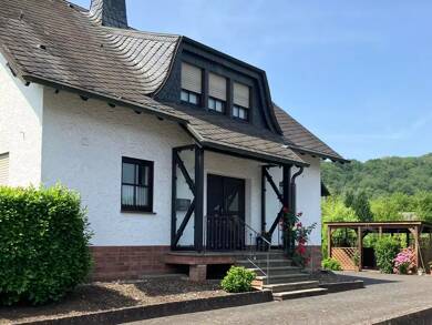 Einfamilienhaus zur Miete 2.000 € 6 Zimmer 204 m² 602 m² Grundstück frei ab 15.10.2025 Longuich 54340