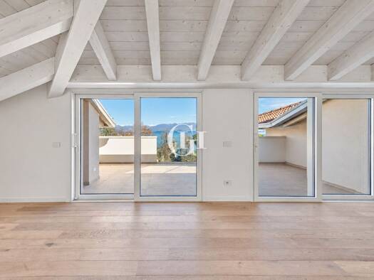 Penthouse zum Kauf 840.000 € 3 Zimmer 111 m² 3. Geschoss Desenzano del Garda 25015