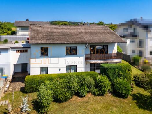 Einfamilienhaus zum Kauf 348.500 € 6,5 Zimmer 189 m² 766 m² Grundstück frei ab sofort Leun 35638