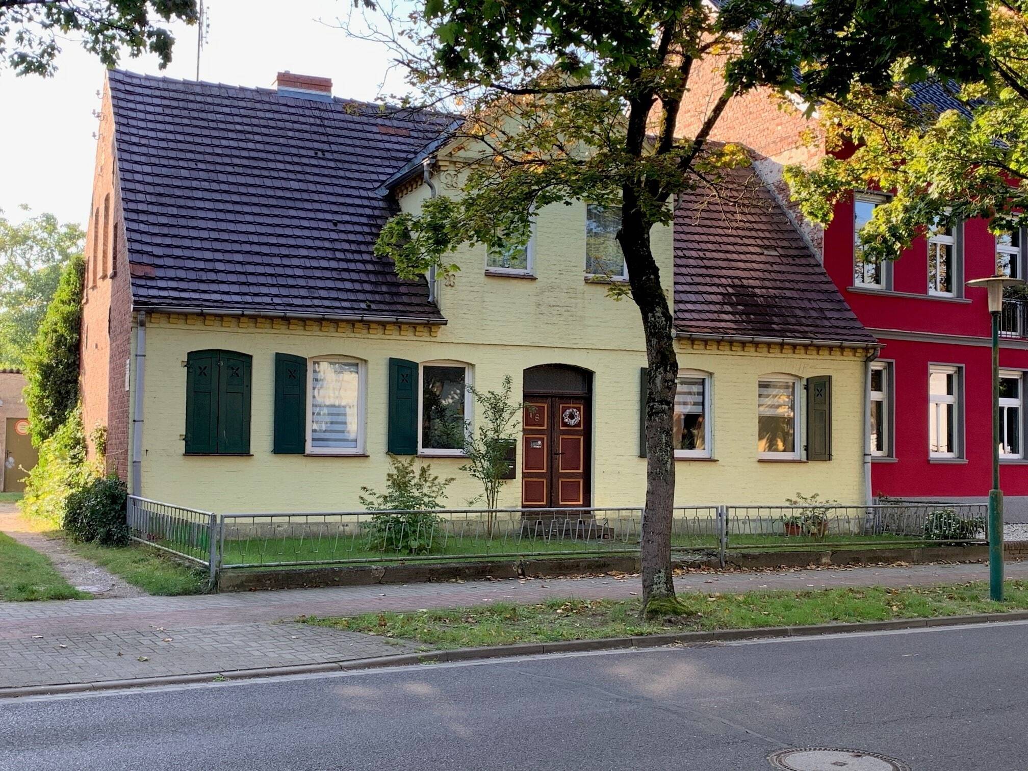 Einfamilienhaus zum Kauf - Ansicht 2