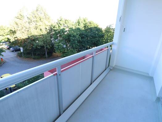 Wohnung zur Miete 270 € 2 Zimmer 49 m² 3. Geschoss Irkutsker Straße 179 Kappel Chemnitz 09119