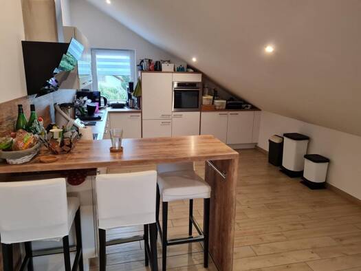 Wohnung zur Miete 900 € 3 Zimmer 95 m² Geschoss 2/3 frei ab 01.03.2026 Geiß-Nidda Nidda 63667