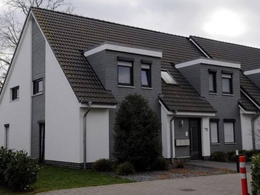 Wohnung zur Miete 1.100 € 3 Zimmer 103,7 m² 1. Geschoss frei ab sofort Weyhe 28844