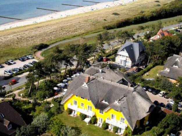 Hotel zum Kauf 5.600.000 € 32 Zimmer 2.914 m² Grundstück Ahrenshoop Ahrenshoop 18347