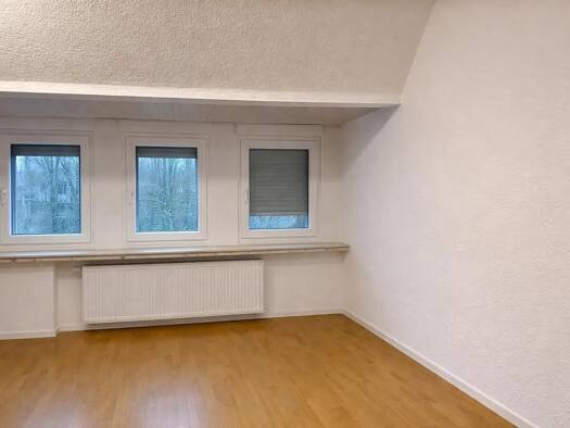 Wohnung zur Miete 750 € 3 Zimmer 70 m² Geschoss 2/3 frei ab 01.04.2026 Großenbaum Duisburg 47269