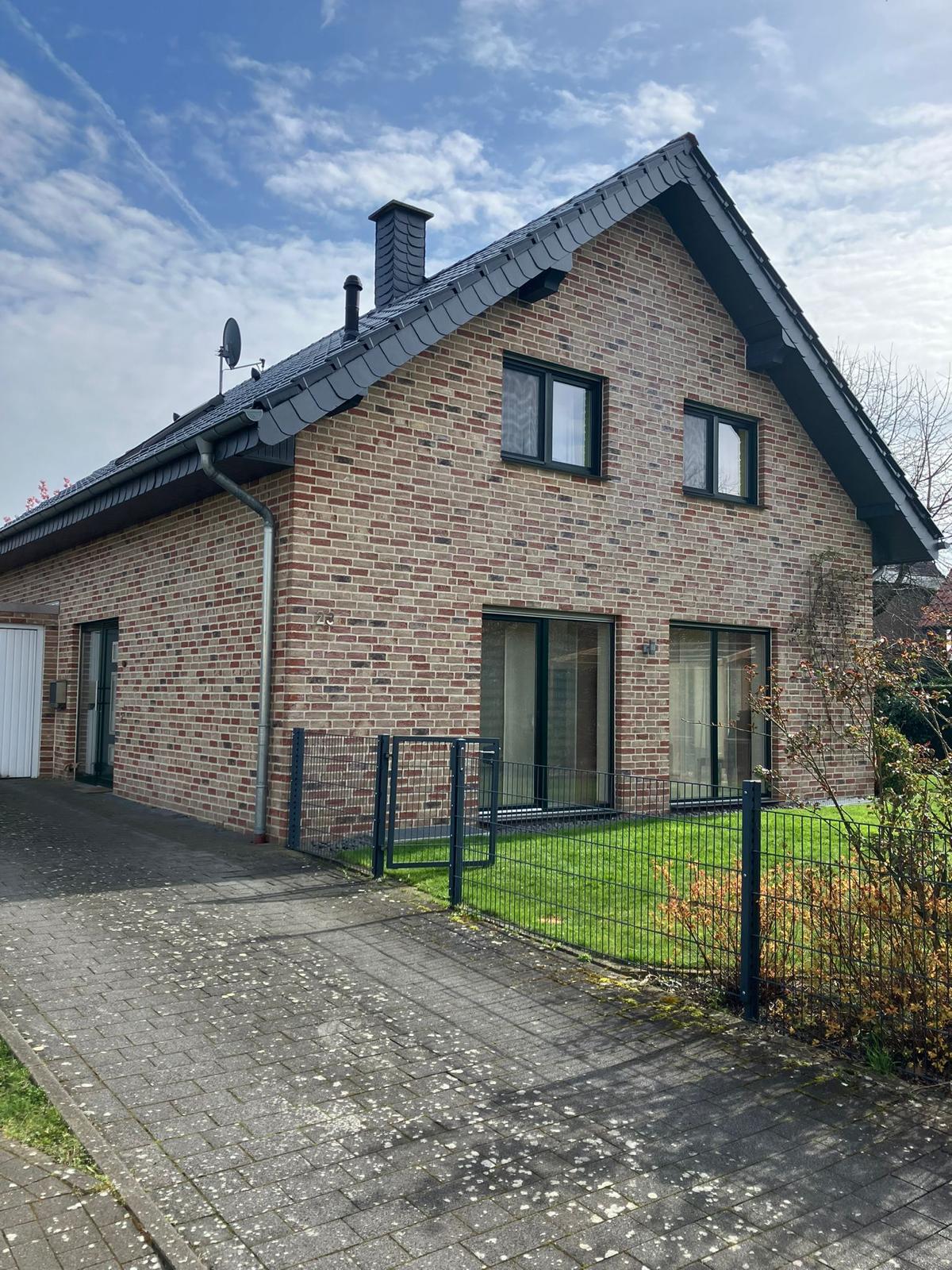 Haus zum Kauf 595.000 € 5 Zimmer 150 m²<br/>Wohnfläche 780 m²<br/>Grundstück Dedinghausen Lippstadt 59558