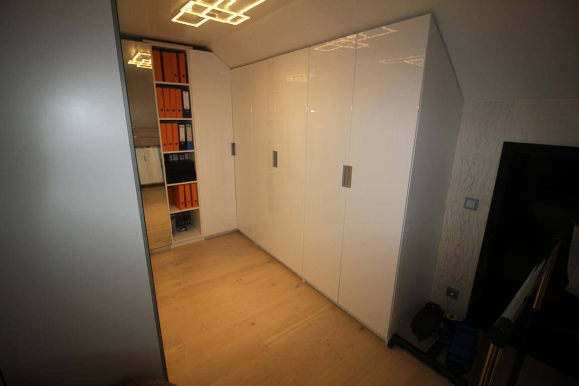 Property thumbnail 10