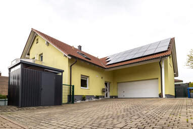 Mehrfamilienhaus zum Kauf 695.000 € 7 Zimmer 246,5 m² 690 m² Grundstück Schönfeld Großrinderfeld 97950