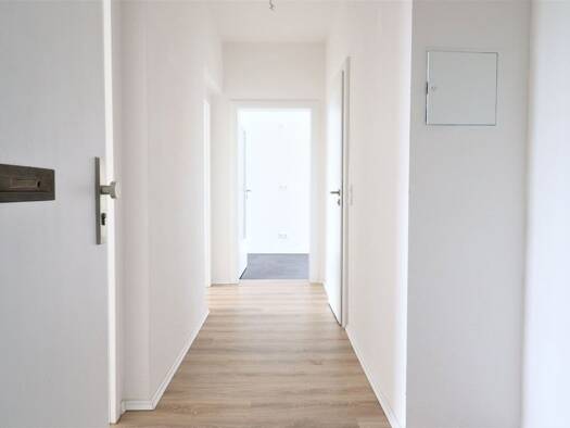 Wohnung zur Miete 655 € 3 Zimmer 70,4 m² 2. Geschoss frei ab 01.10.2026 Röderauer Straße 48 Pieschen-Nord/Trachenberge Ortsamtsbereich Pieschen 01127