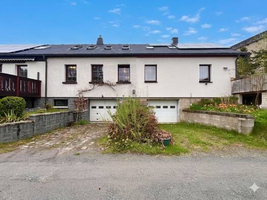 Mehrfamilienhaus zum Kauf 145.000 € 6 Zimmer 157,5 m² 612 m² Grundstück frei ab 01.10.2026 Breitenbrunn Breitenbrunn/Erzgebirge 08359