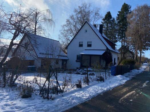 Haus zum Kauf 298.000 € 7 Zimmer 150 m² 1.116 m² Grundstück frei ab 01.10.2026 Leupoldstein Betzenstein 91282