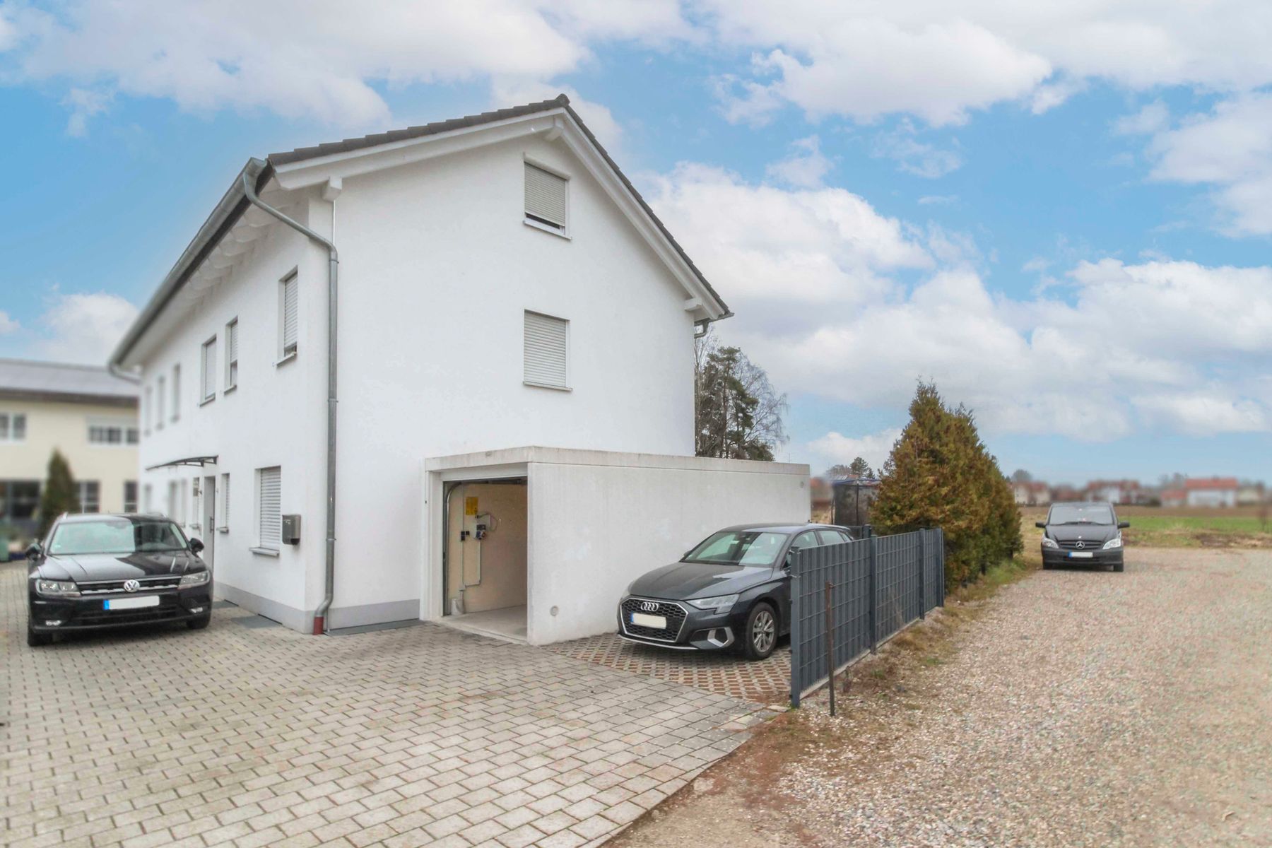 Immobilie zum Kauf als Kapitalanlage geeignet 850.000 € 4 Zimmer 199 m²<br/>Fläche 255,2 m²<br/>Grundstück Schwaberwegen Forstinning 85661