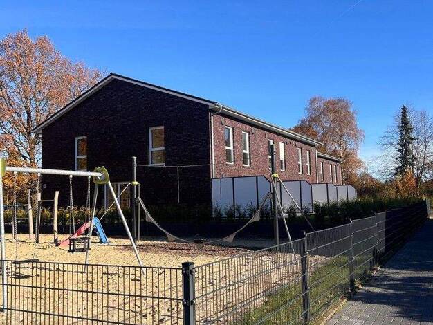 Reihenmittelhaus zur Miete - Erstbezug 1.850 € 4 Zimmer 131 m² 85 m² Grundstück Appelboomtwiete, 10 Alveslohe 25486