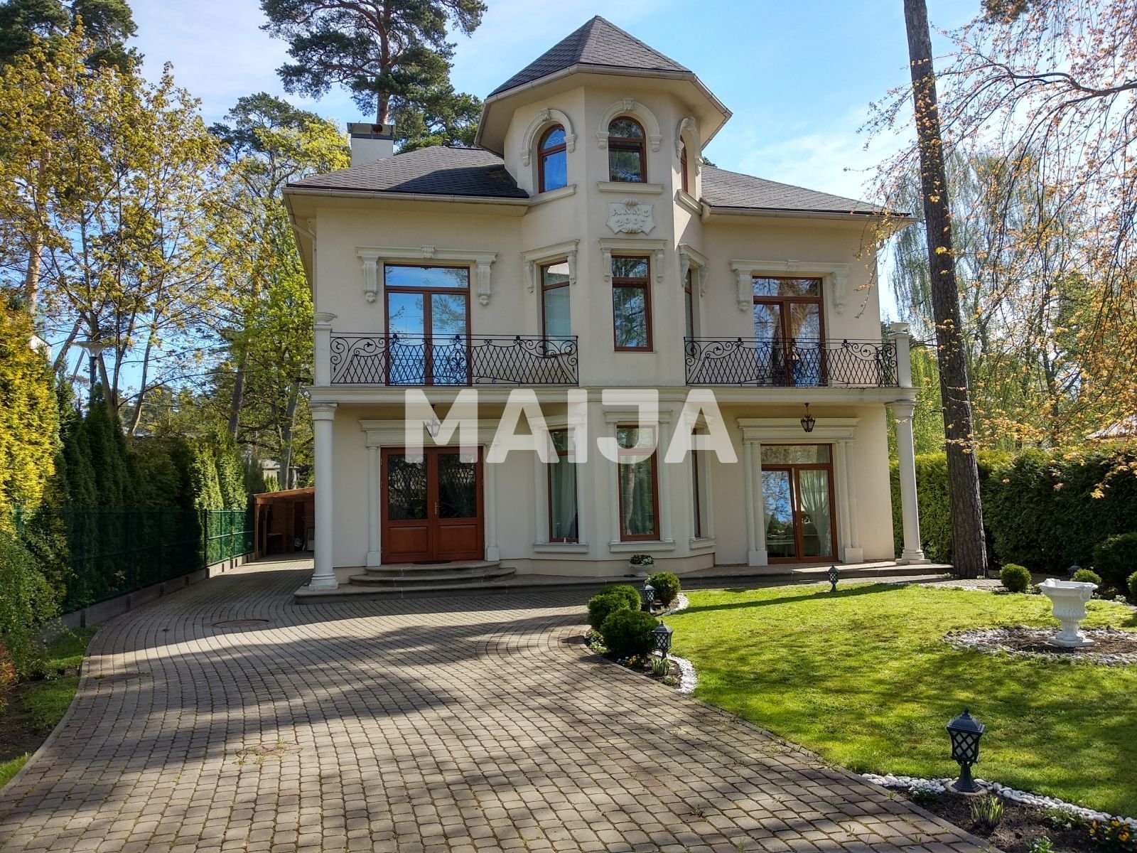 Villa zur Miete 20.000 € 6 Zimmer 450 m²<br/>Wohnfläche Kaudzisu iela Jurmala 2015