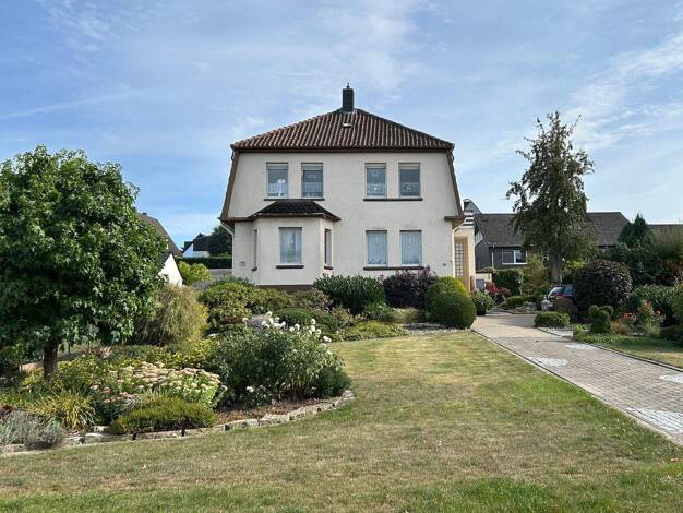 Mehrfamilienhaus zum Kauf 335.000 € 9 Zimmer 244 m² 2.051 m² Grundstück Neubeckum Beckum 59269