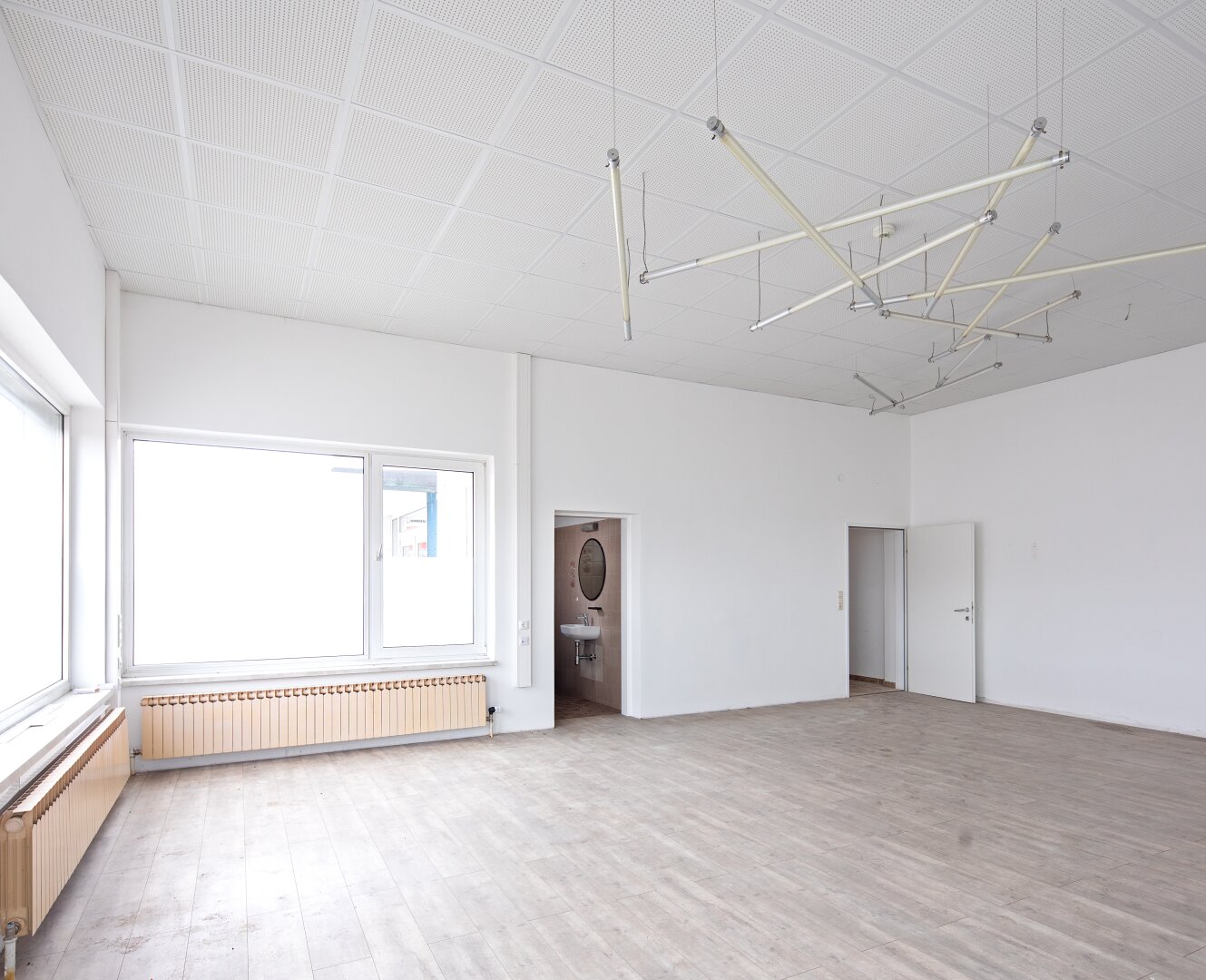 Büro-/Praxisfläche zur Miete 2.857,84 € 285,7 m²<br/>Bürofläche Dietach 4407