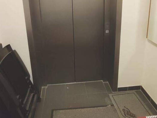 Wohnung zur Miete 630 € 2 Zimmer 70 m² 3. Geschoss frei ab 01.05.2026 Reißhausstraße 5 Krämpfervorstadt Erfurt 99085