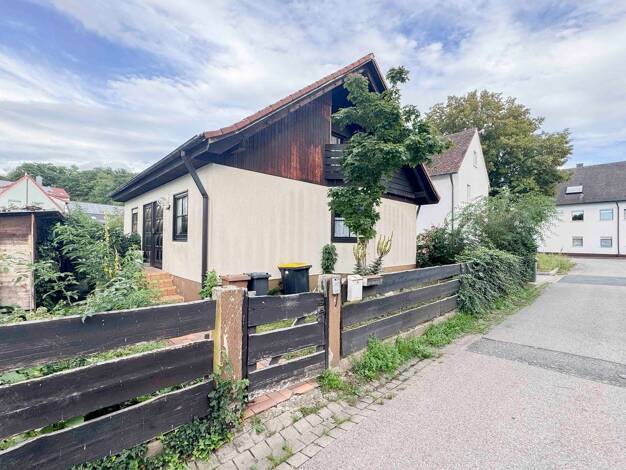 Immobilie zum Kauf als Kapitalanlage geeignet 389.000 € 4 Zimmer 104 m² 296 m² Grundstück Banderbach Zirndorf 90513
