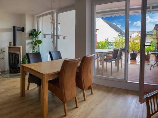 Wohnung zur Miete 1.690 € 3 Zimmer 129 m² Geschoss 2/3 frei ab 28.09.2026 Lörrach Lörrach 79539