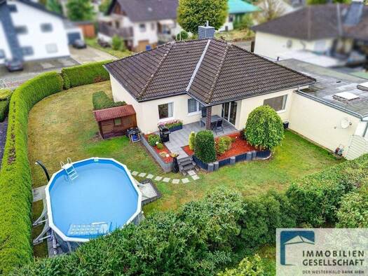 Bungalow zum Kauf 399.000 € 6 Zimmer 181 m² 785 m² Grundstück frei ab 01.08.2026 Großholbach 56412