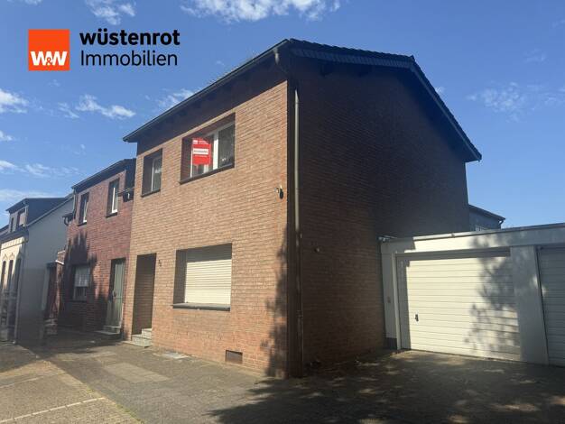 Mehrfamilienhaus zum Kauf 249.900 € 10 Zimmer 158 m² 645 m² Grundstück frei ab 01.09.2026 Hochheide Homberg / Ruhrort / Baerl 47198