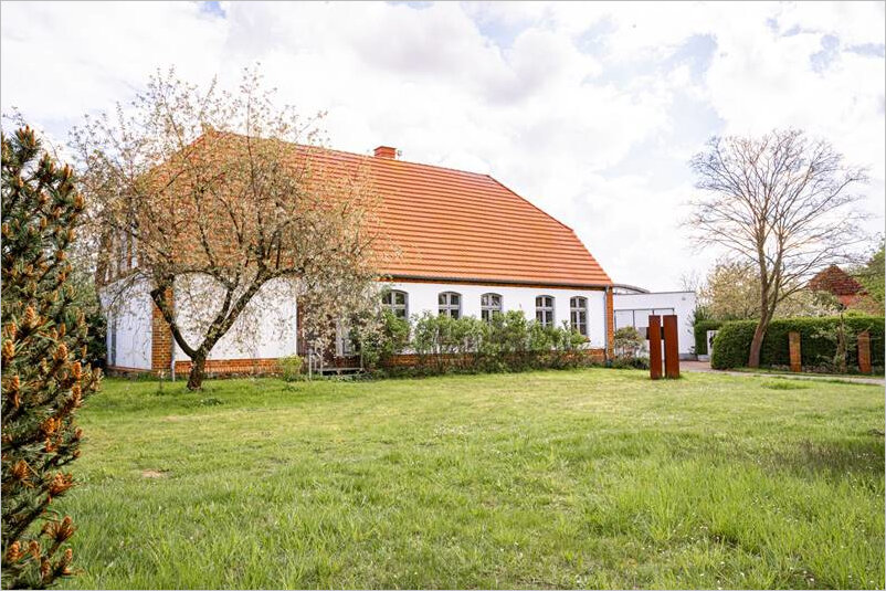 Haus zum Kauf 440.000 € 1.100 m²<br/>Grundstück Grebbin Grebbin 19374