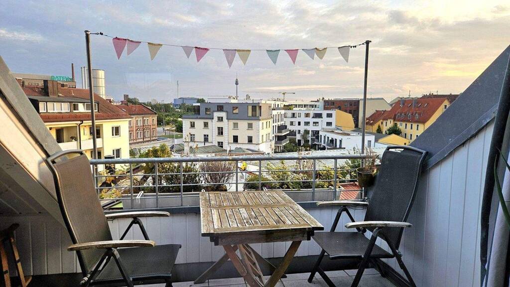 Wohnung zum Kauf provisionsfrei 389.000 € 3 Zimmer 99 m² 4. Geschoss Gostenhof Nürnberg 90443