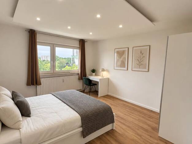 Wohnung zur Miete 700 € 4 Zimmer 75 m² 7. Geschoss frei ab 01.11.2026 Bogenhausen München 81927