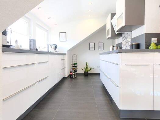 Wohnung zum Kauf 330.000 € 5 Zimmer 160 m² Heenes Bad Hersfeld 36251