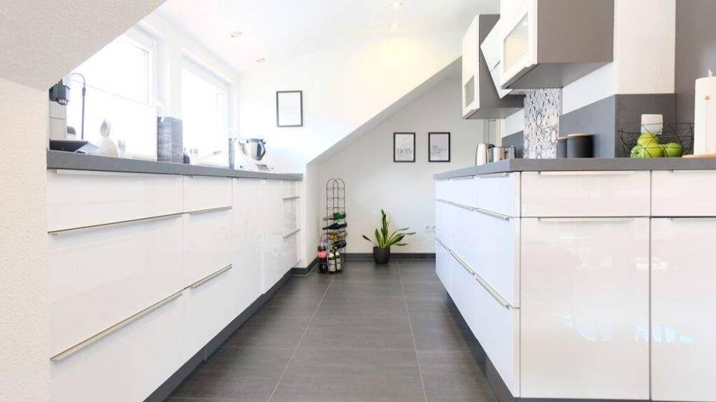 Wohnung zum Kauf 330.000 € 5 Zimmer 160 m² Heenes Bad Hersfeld 36251