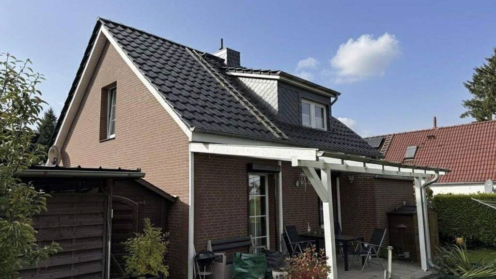 Einfamilienhaus zum Kauf provisionsfrei 599.000 € 4 Zimmer 100 m² 352 m² Grundstück Bramfeld Hamburg 22179