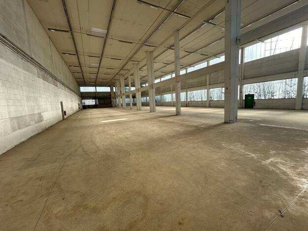 Lagerhalle zum Kauf 550.000 € 1.430 m² Lagerfläche Innenstadt Hof 95032