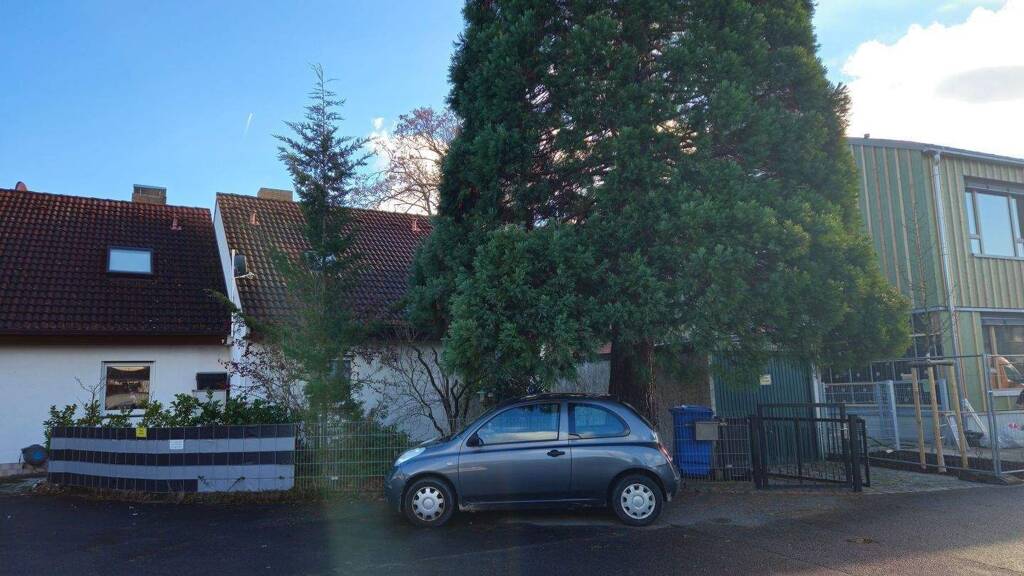 Doppelhaushälfte zum Kauf 399.000 € 5 Zimmer 103,3 m² 245 m² Grundstück Leyh Nürnberg 90431