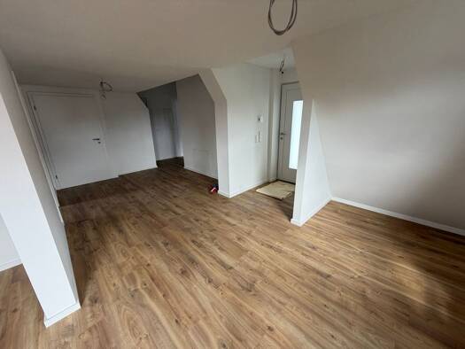 Maisonette zur Miete 1.100 € 3 Zimmer 82 m² Geschoss 1/2 frei ab sofort Neunkirchen Neunkirchen a.Brand 91077