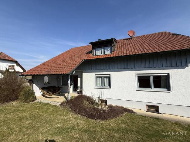 Einfamilienhaus zum Kauf 575.000 € 7 Zimmer 160 m² 1.089 m² Grundstück Kasing Kösching 85092