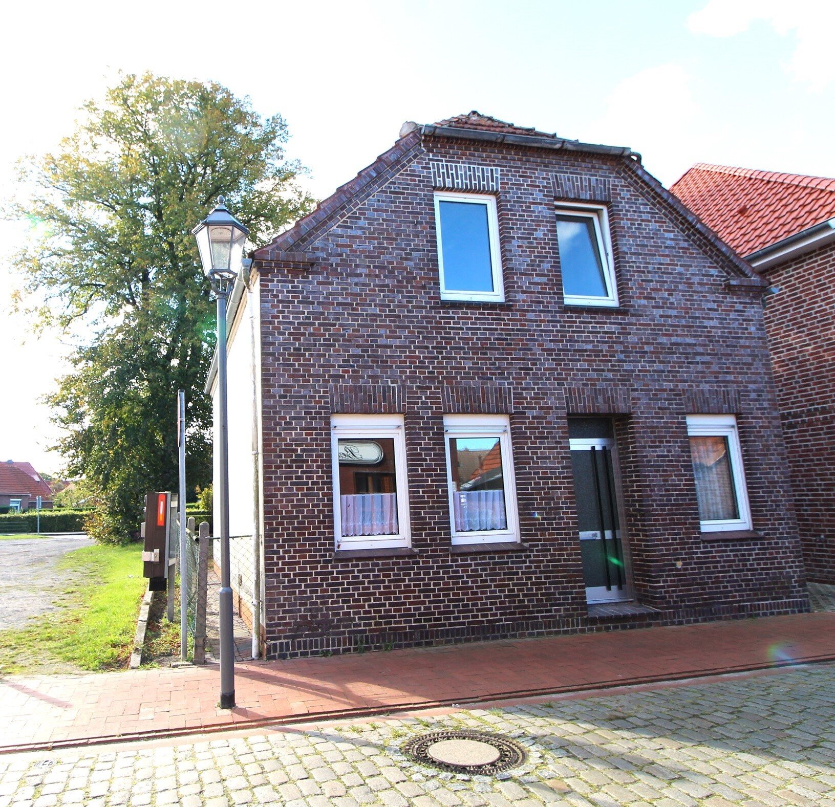 Einfamilienhaus zum Kauf 149.000 € 5 Zimmer 82 m²<br/>Wohnfläche 261 m²<br/>Grundstück Wittmund Wittmund 26409