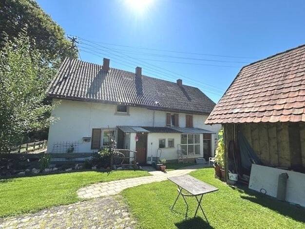 Mehrfamilienhaus zum Kauf 160.000 € 9 Zimmer 200 m² 1.015 m² Grundstück Hippetsweiler Wald 88639
