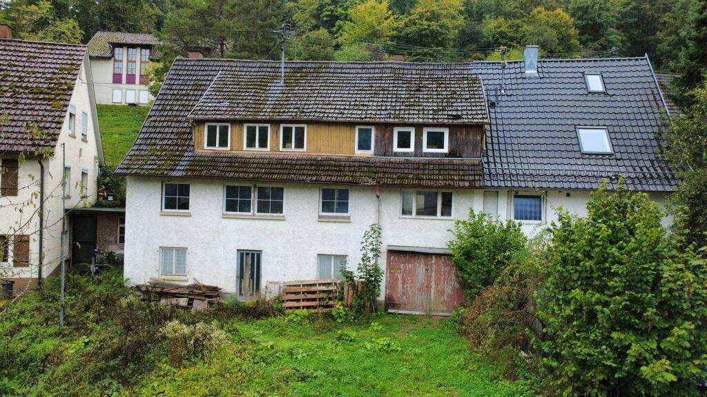 Reihenmittelhaus zum Kauf provisionsfrei 97.000 € 5 Zimmer 184,5 m² 265 m² Grundstück Gündringen Nagold 72202