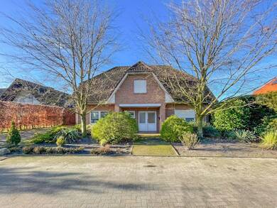 Mehrfamilienhaus zum Kauf provisionsfrei 299.000 € 8 Zimmer 220 m² 862 m² Grundstück Markhausen Friesoythe / Markhausen 26169
