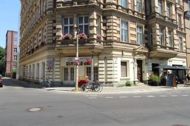Laden zur Miete provisionsfrei 2.786 € 8 Zimmer 179,7 m² Verkaufsfläche Wassergasse 1 Mitte Berlin 10179