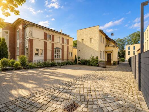 Praxisfläche zum Kauf 895.000 € 7 Zimmer 180 m² Bürofläche Weißensee Pankow 13086