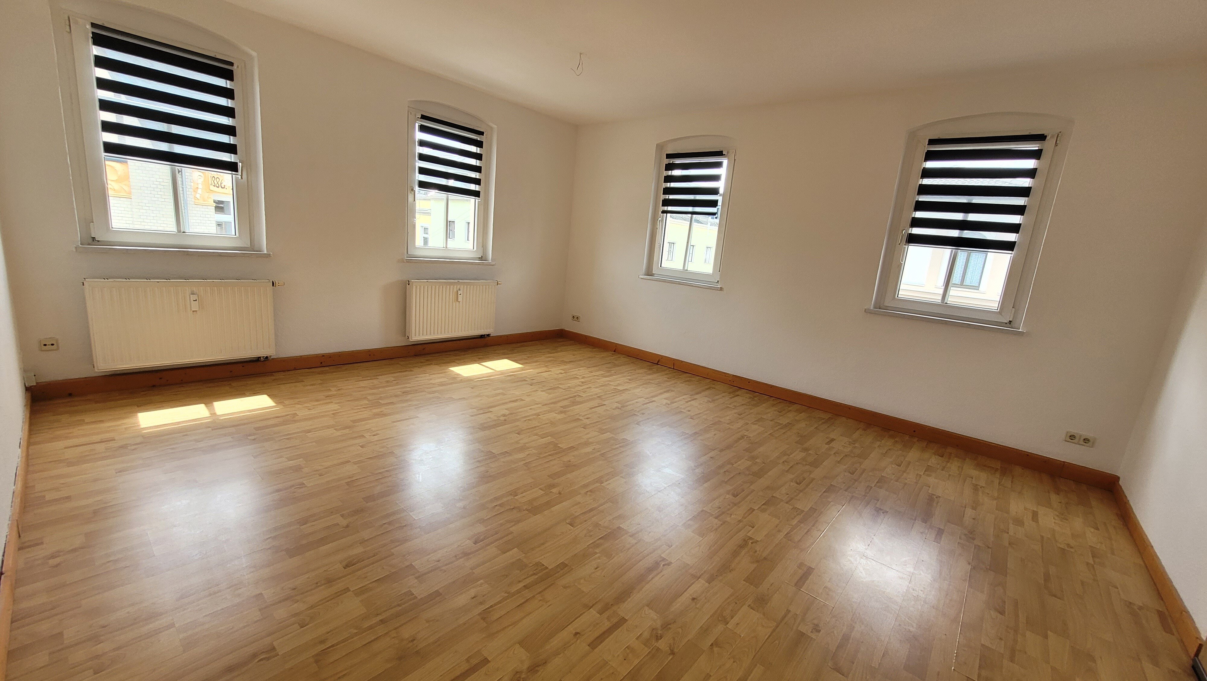 Maisonette zur Miete 420 € 3 Zimmer 95 m²<br/>Wohnfläche 2.<br/>Geschoss ab sofort<br/>Verfügbarkeit Weinholdstr. 23 Reichenbach Reichenbach 08468