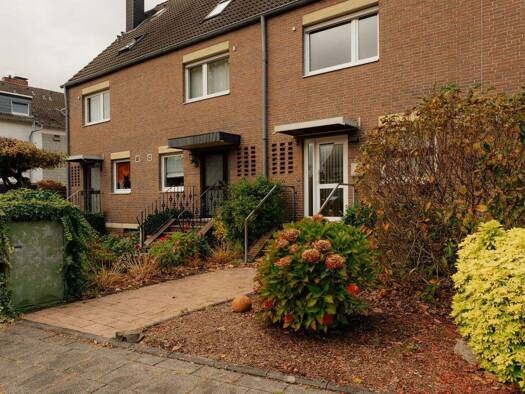 Reihenmittelhaus zum Kauf 390.000 € 4 Zimmer 111 m² 176 m² Grundstück Schlebusch Leverkusen 51375