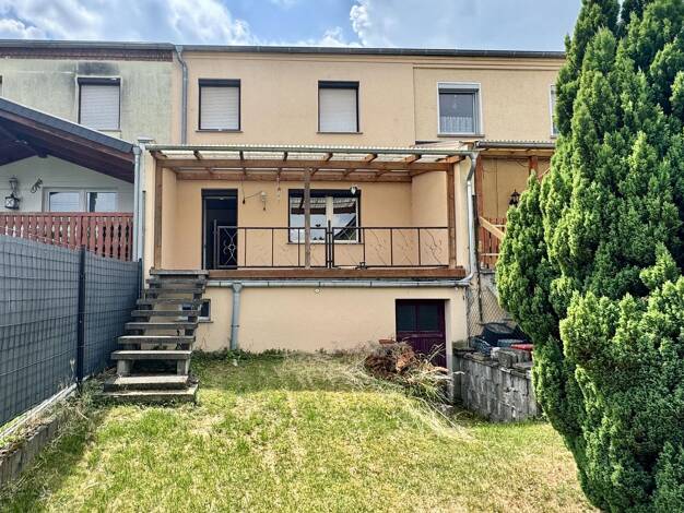 Reihenmittelhaus zum Kauf 65.000 € 4 Zimmer 105 m² 216 m² Grundstück Lutherstadt Eisleben Eisleben 06295