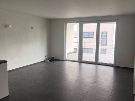 Wohnung zur Miete 1.400 € 4 Zimmer 94 m² Geschoss 1/2 frei ab 01.09.2026 Weilheim Weilheim an der Teck 73235