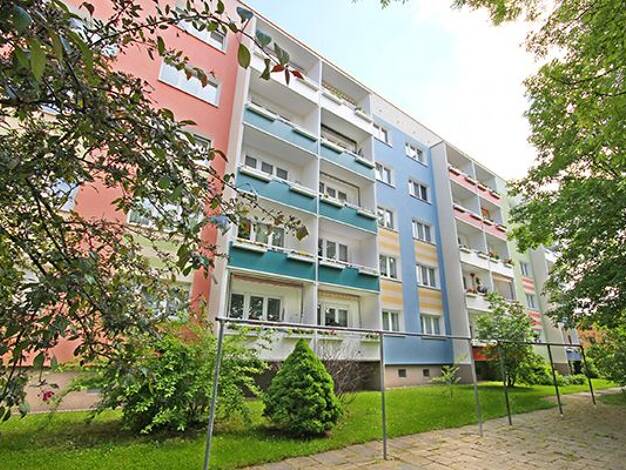 Wohnung zur Miete 359 € 3 Zimmer 59,7 m² 1. Geschoss frei ab 01.10.2026 Kattowitzer Straße 23 Südstadt Süd 06128