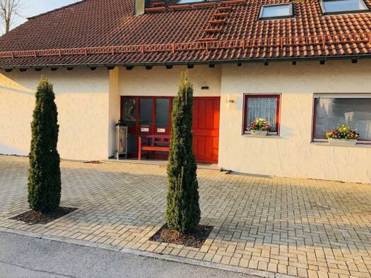 Terrassenwohnung zur Miete 1.300 € 4,5 Zimmer 116 m² Geschoss EG/3 frei ab sofort Härtsfeldstraße 38 Waldhausen Aalen 73432