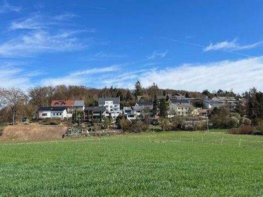 Mehrfamilienhaus zum Kauf 549.000 € 9 Zimmer 300 m² 1.210 m² Grundstück frei ab sofort Nittendorf 93152