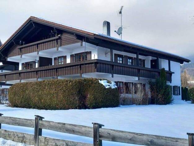 Wohnung zur Miete 1.250 € 2 Zimmer 86 m² 2. Geschoss frei ab 01.04.2026 Oberaudorf 83080